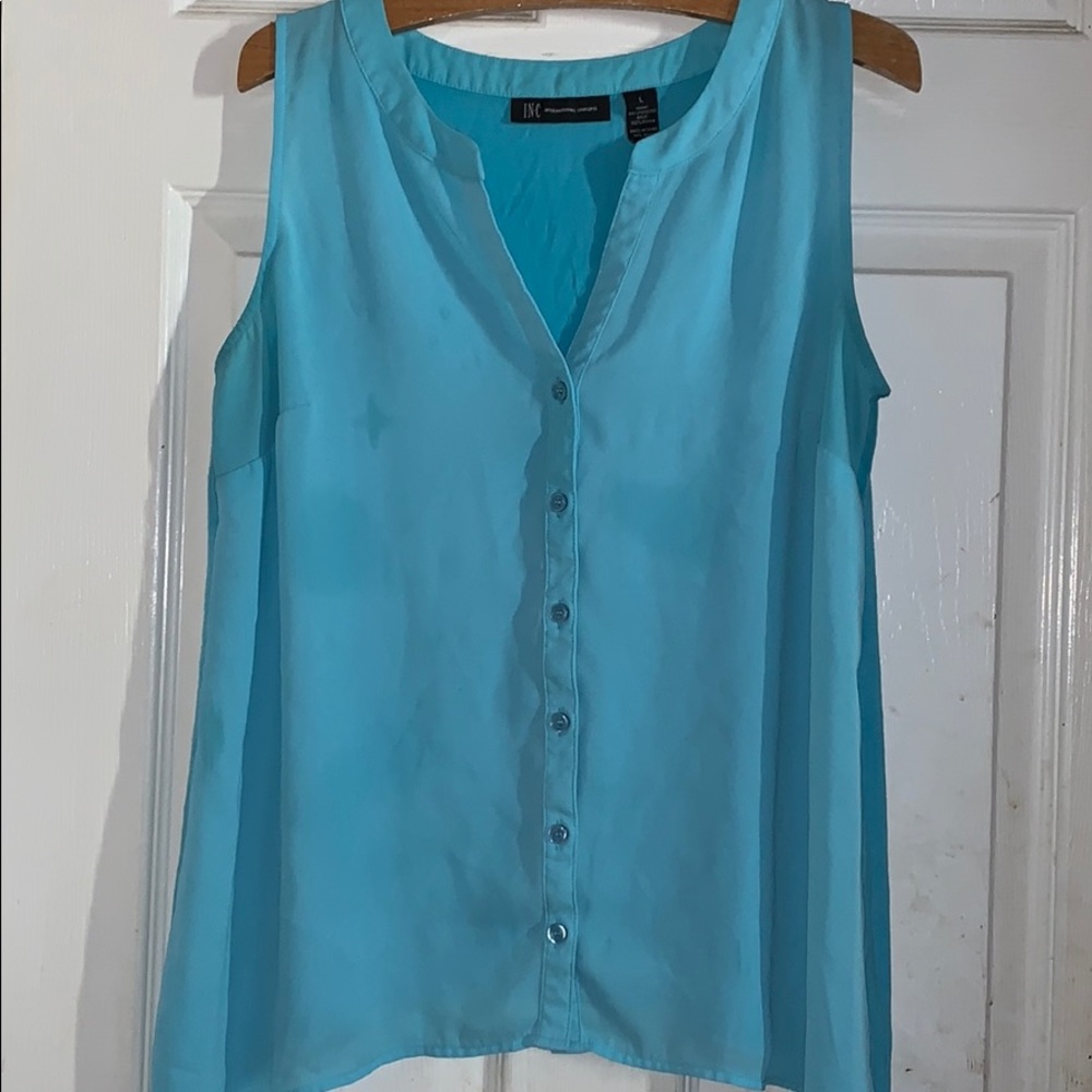 Beautiful preowned tank top by I•N•C